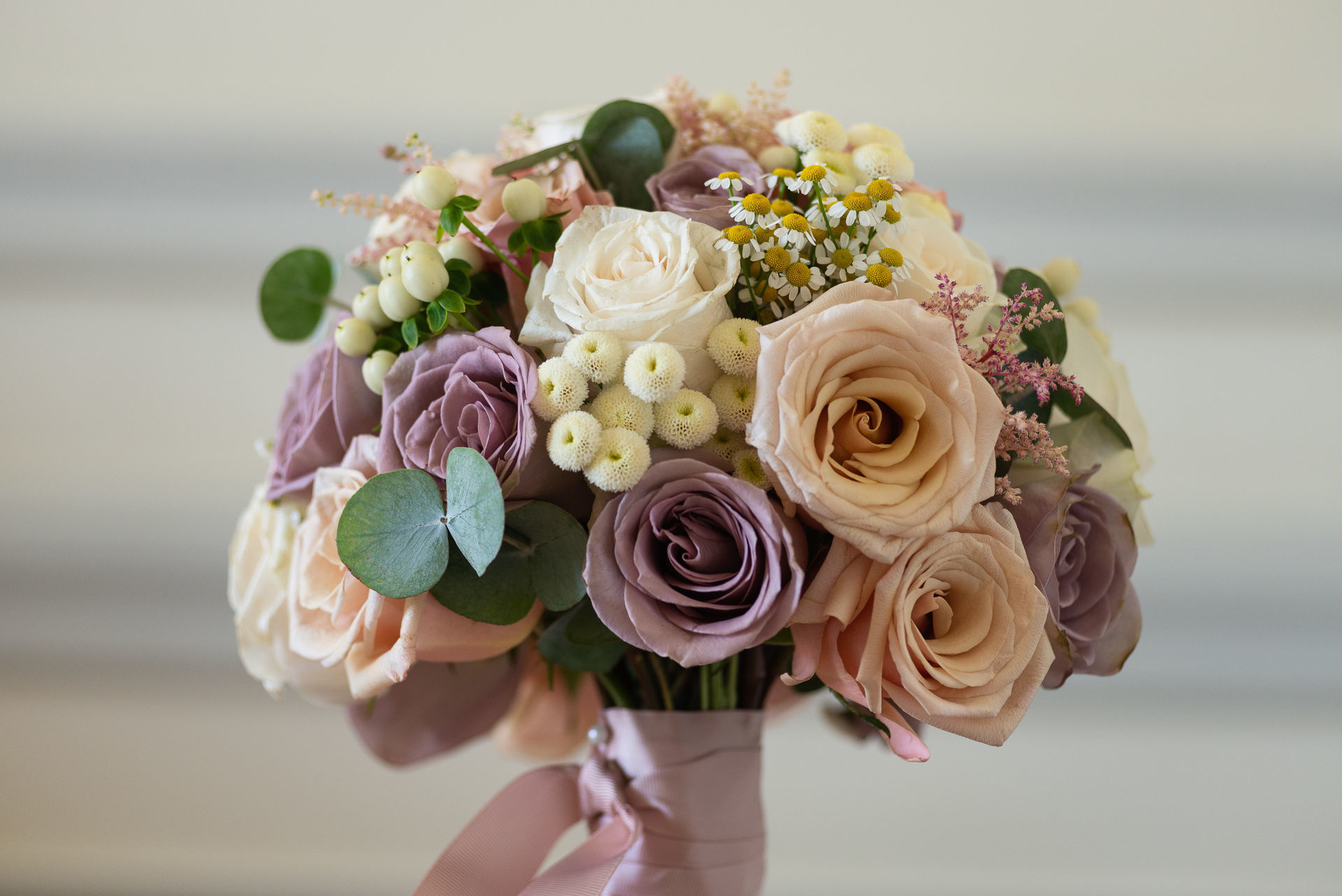 Bouquets de noiva, descobre o teu estilo - tendências e ideias para  Casamentos 2020 | Atelier19 Fotografia Fotógrafo de recém nascidos bebés  Alcobaça, Leiria